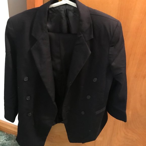 Michael James Other - Michael James Boys size 5 Navy suit
